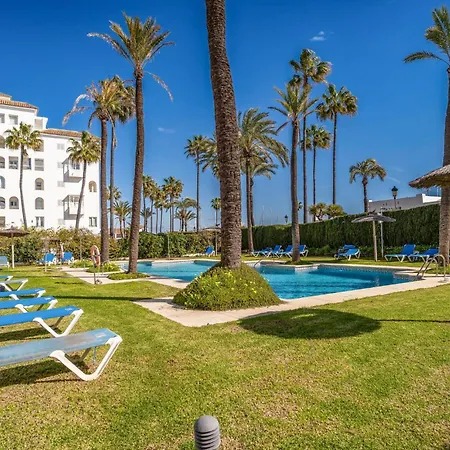 Beautiful In With House Sea View