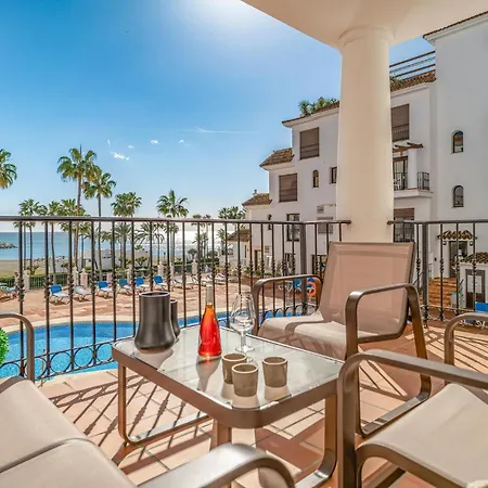 Beautiful In With House Sea View *